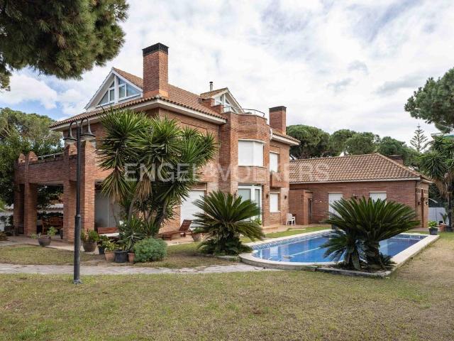 Villa en alquiler en Castelldefels, Centre