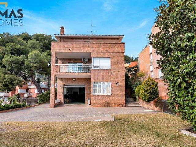 Villa en alquiler en Sant Just Desvern