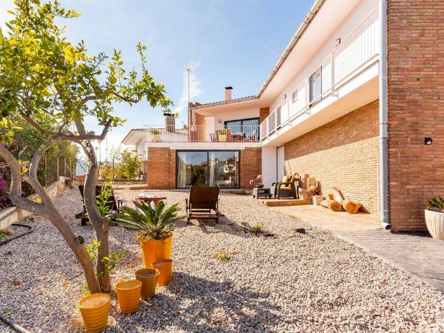 Chalet en alquiler en Àngela Roca, Baix Llobregat