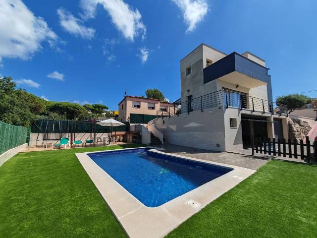 Villa en alquiler en Lloret De Mar