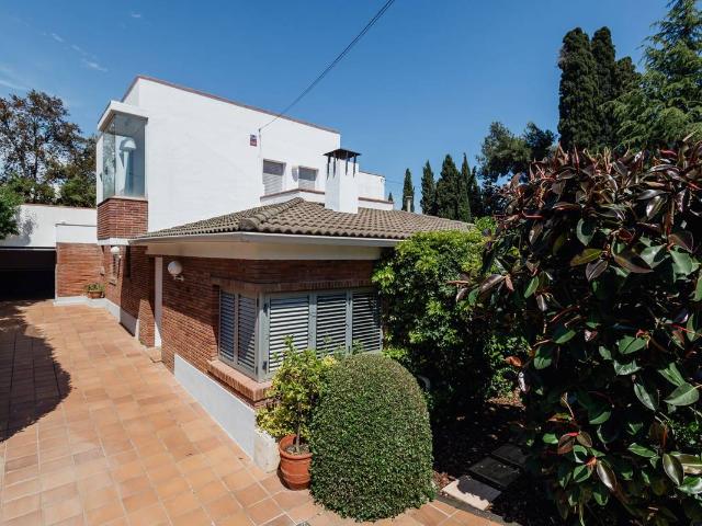 Villa en alquiler en Sant Boi De Llobregat, Barri Centre