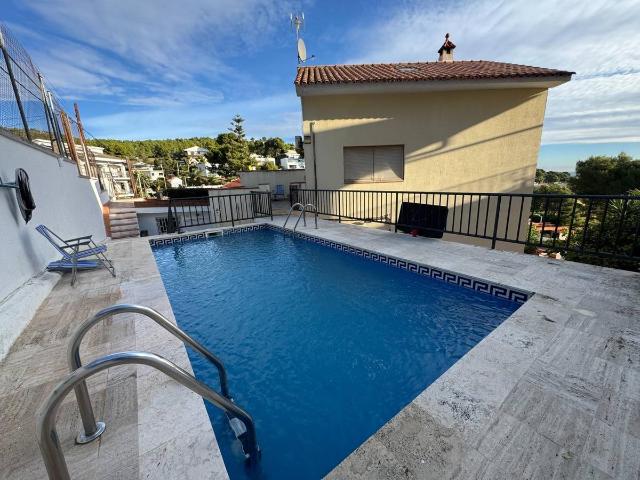 Chalet en alquiler en Centre, Baix Llobregat