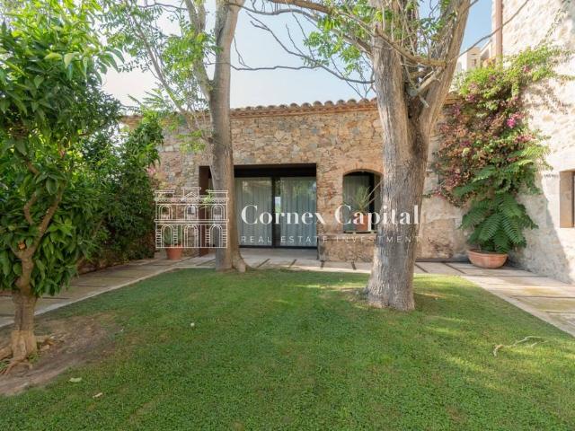 Villa en alquiler en Pals