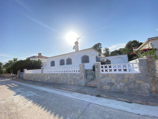 Villa en alquiler en Mont-roig Del Camp