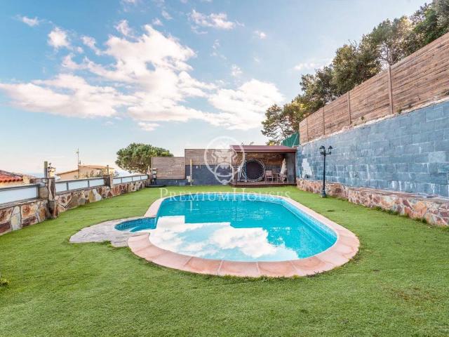 Villa en alquiler en Sant Cebrià De Vallalta