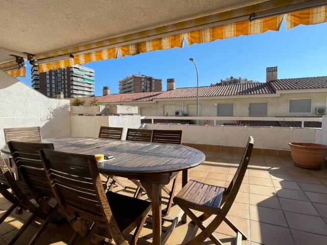 Chalet en alquiler en Sant Vicenç de Montalt, Barcelona