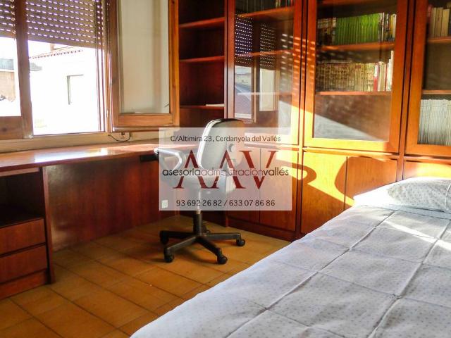 Villa en alquiler en Cerdanyola Del Vallès, Sant Martí Villa en alquiler en Cerdanyola Del Vallès, Sant Martí