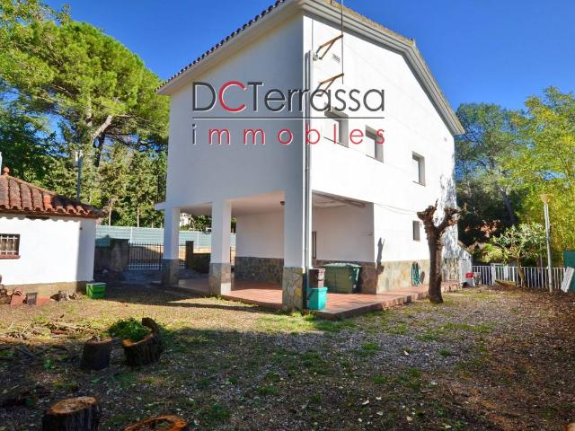 Chalet en alquiler en Vacarisses, Barcelona