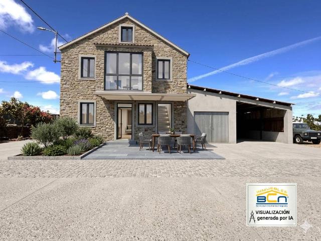 Chalet en venta en Noia, Galicia