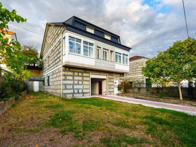 Chalet en venta en Centro, Ourense
