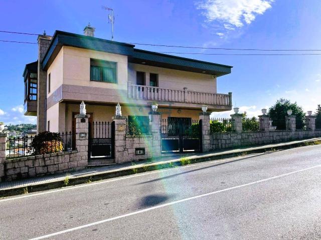 Chalet en venta en Centro, Ourense