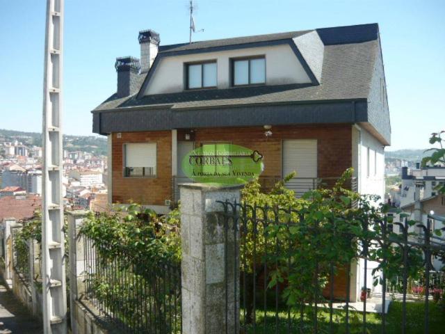 Chalet en venta en Centro, Ourense