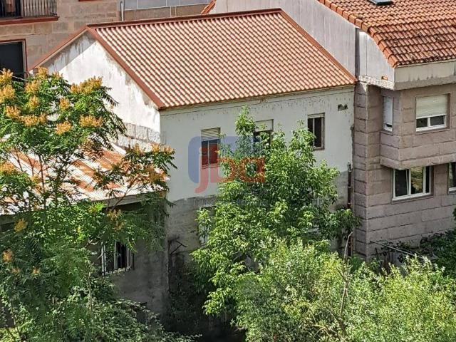 Chalet en venta en Centro, Ourense