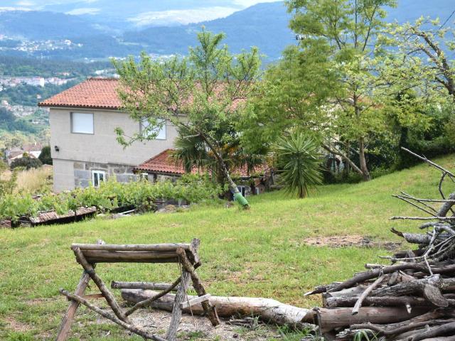 Villa en venta en A Cañiza