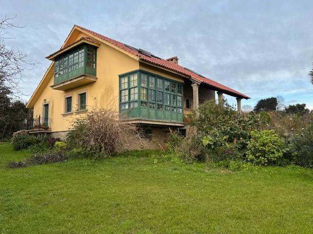 Chalet en venta en Castro, Ferrol