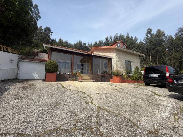 Chalet en venta en Ferrol