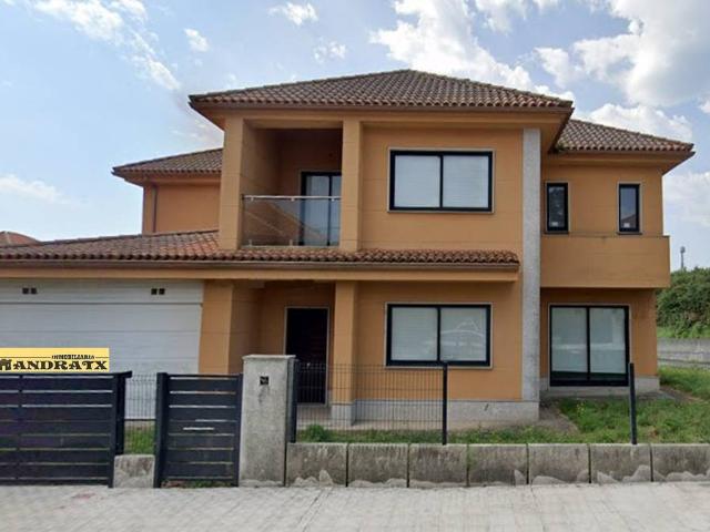 Chalet en venta en Ferrol