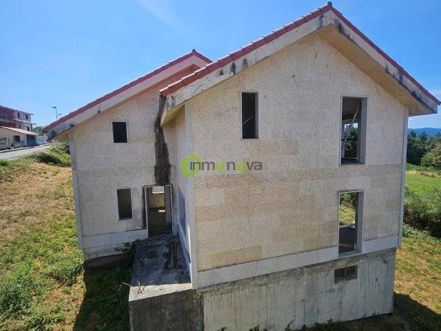 Chalet en venta en A Merca, Terra da Celanova