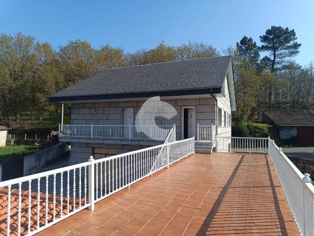 Chalet en venta en A Merca, Terra da Celanova