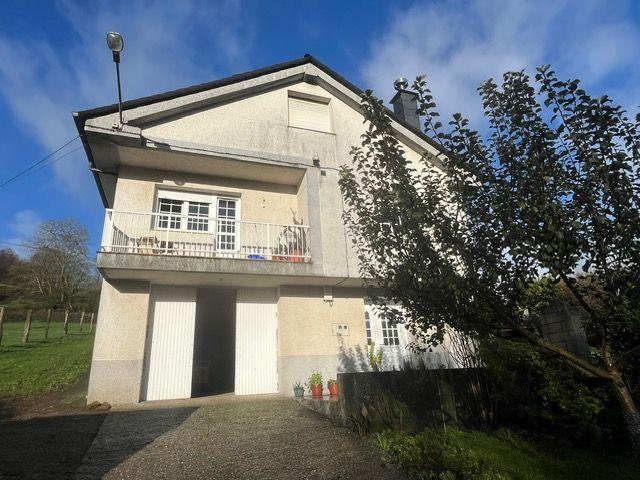 Villa en venta en A Pastoriza