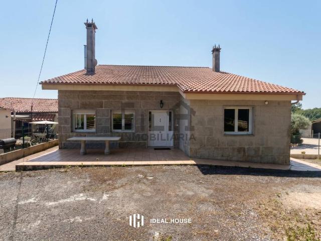 Chalet en venta en Ourense, Galicia