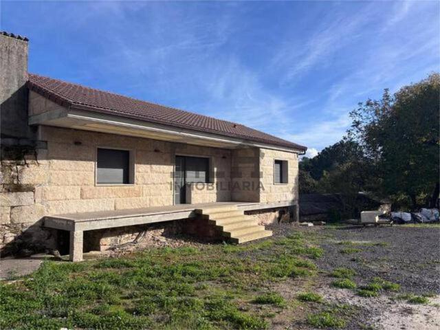 Chalet en venta en A Peroxa, Ourense