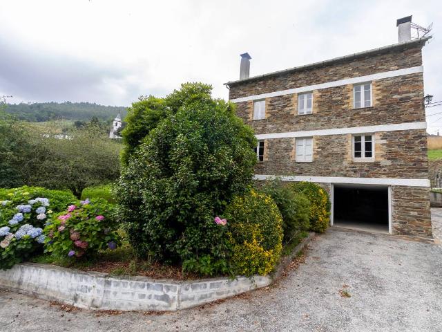 Chalet en venta en A Mariña Oriental, Galicia