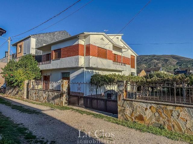 Chalet en venta en Valdeorras, Galicia