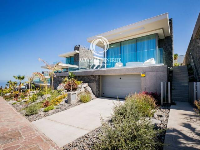 Chalet en venta en Guía de Isora, Canarias