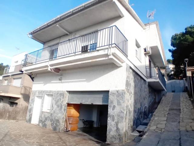 Chalet en venta en Abrera, Barcelona