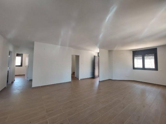 Villa en venta en Abrera