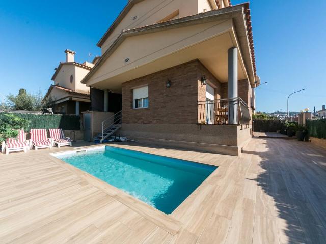Chalet en venta en Abrera, Barcelona