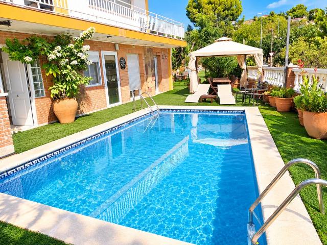 Chalet en venta en Abrera, Barcelona