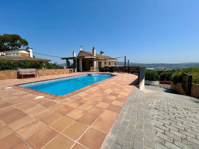 Villa en venta en Abrera Villa en venta en Abrera