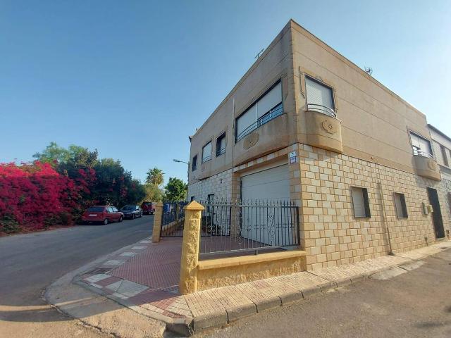 Chalet en venta en Adra, Andalucía