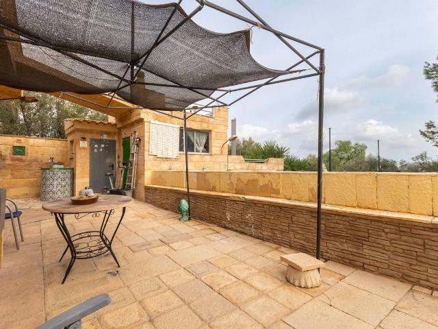 Chalet en venta en Agost, Valencia