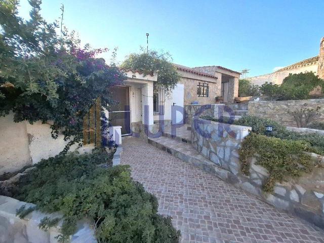 Villa en venta en Agost