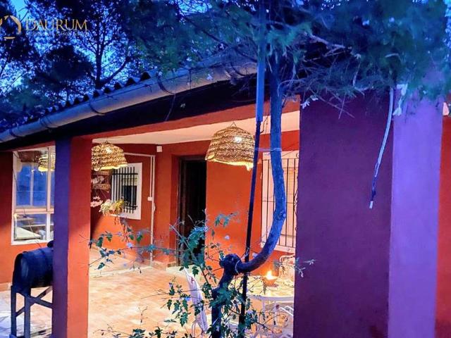 Villa en venta en Agost