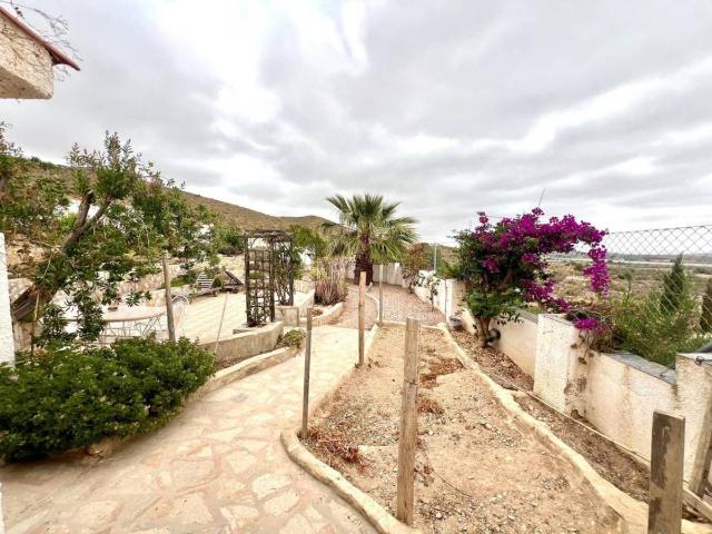 Villa en venta en Agost