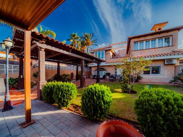 Chalet en venta en Los Depósitos, Roquetas De Mar