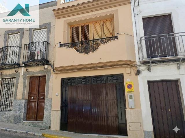 Chalet en venta en Aguilar De La Frontera, Andalucía