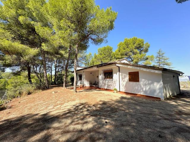 Chalet en venta en Agullent, València / Valencia