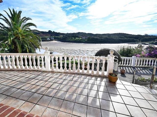 Chalet en venta en Bareyo