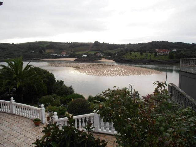 Chalet en venta en Bareyo