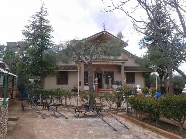 Villa en venta en Alange