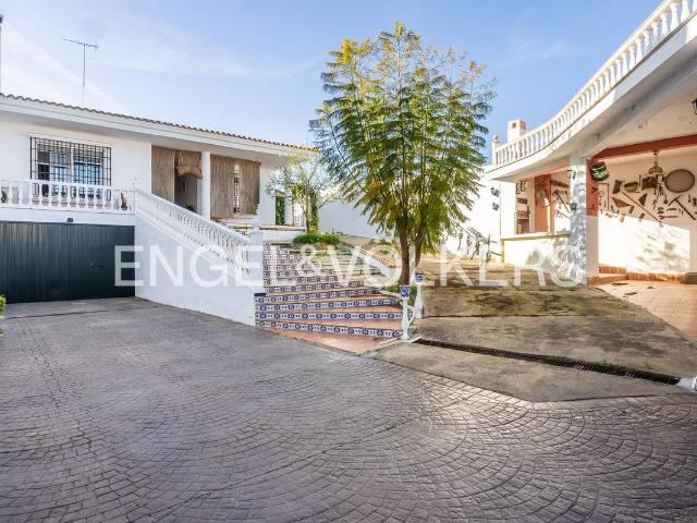 Chalet en venta en Albaida Del Aljarafe, Andalucía