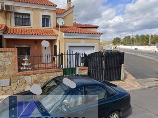 Villa en venta en Albarreal De Tajo, Albarreal de Tajo Villa en venta en Albarreal De Tajo, Albarreal de Tajo