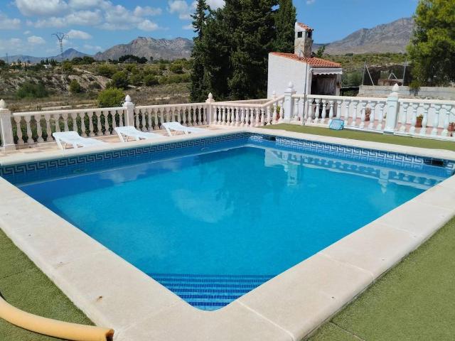 Chalet en venta en Albatera, Alacant / Alicante