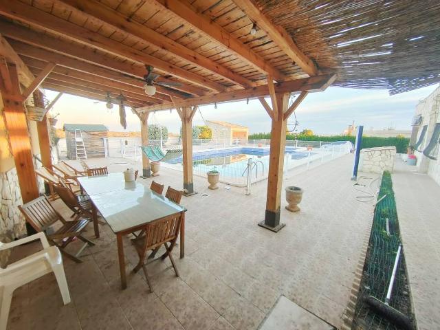 Chalet en venta en Albatera, Alacant / Alicante
