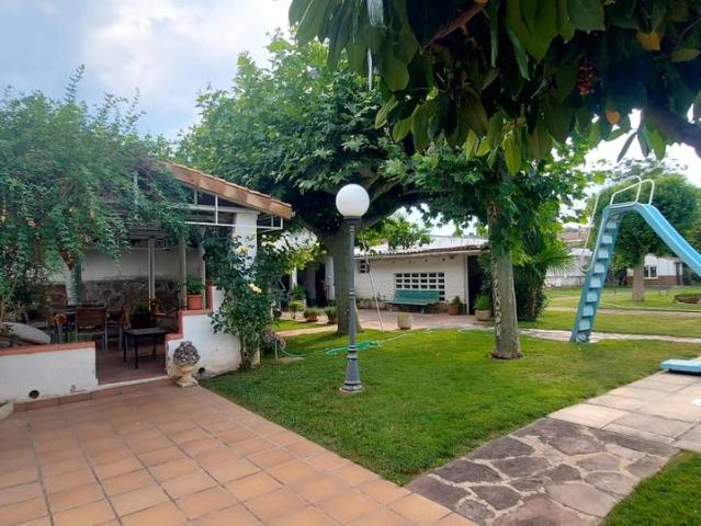 Chalet en venta en Albelda De Iregua, La Rioja
